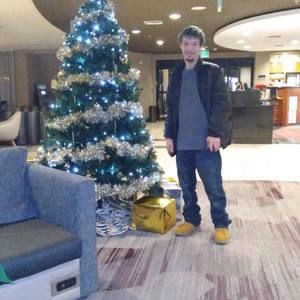 Meet your Posher, Max